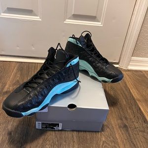 Jordan RETRO 13 black/island green Men’s size 10.5-pre owned with box